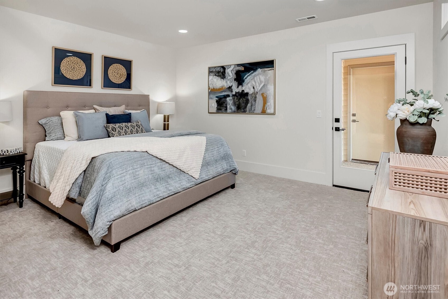 3036 67th Avenue SE, Mercer Island, WA 98040