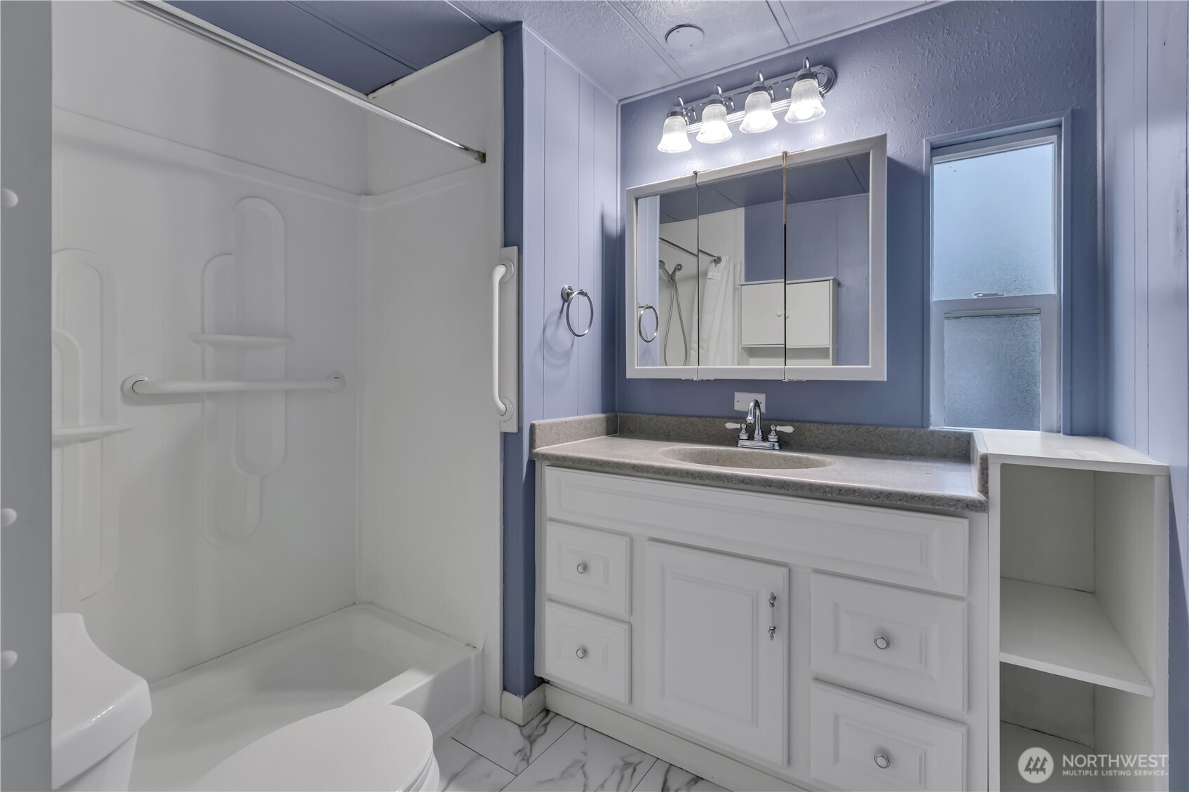 21809 107th Place SE #10, Kent, WA 98031