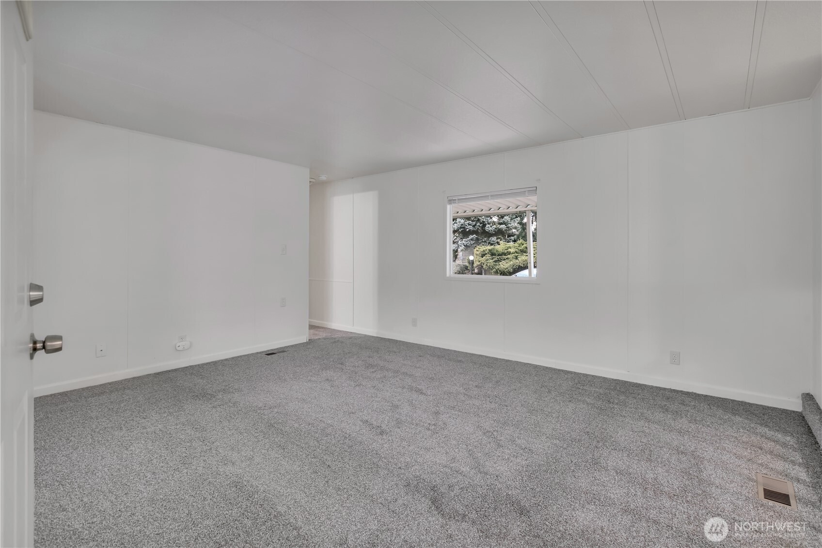 21809 107th Place SE #10, Kent, WA 98031