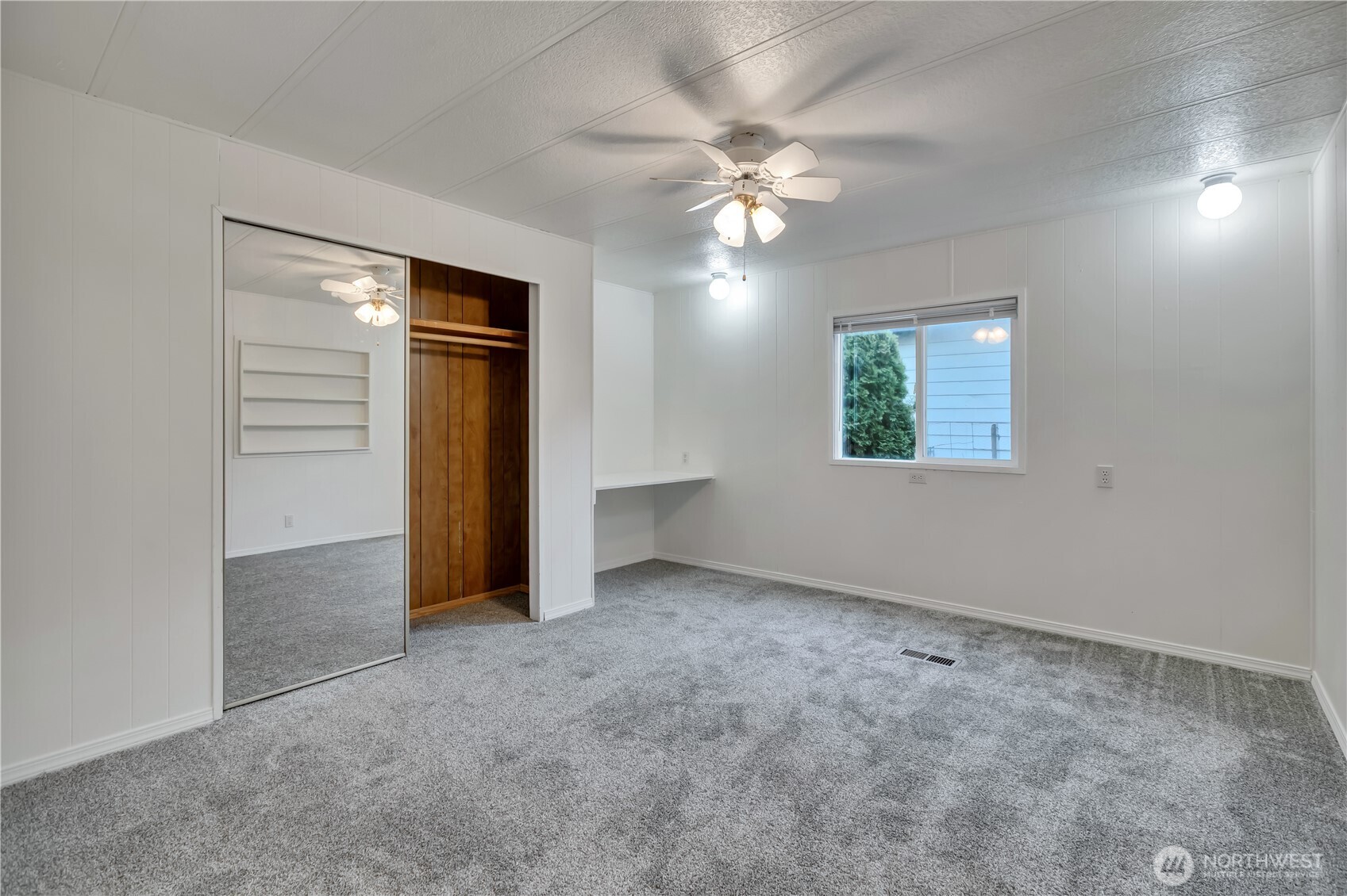 21809 107th Place SE #10, Kent, WA 98031