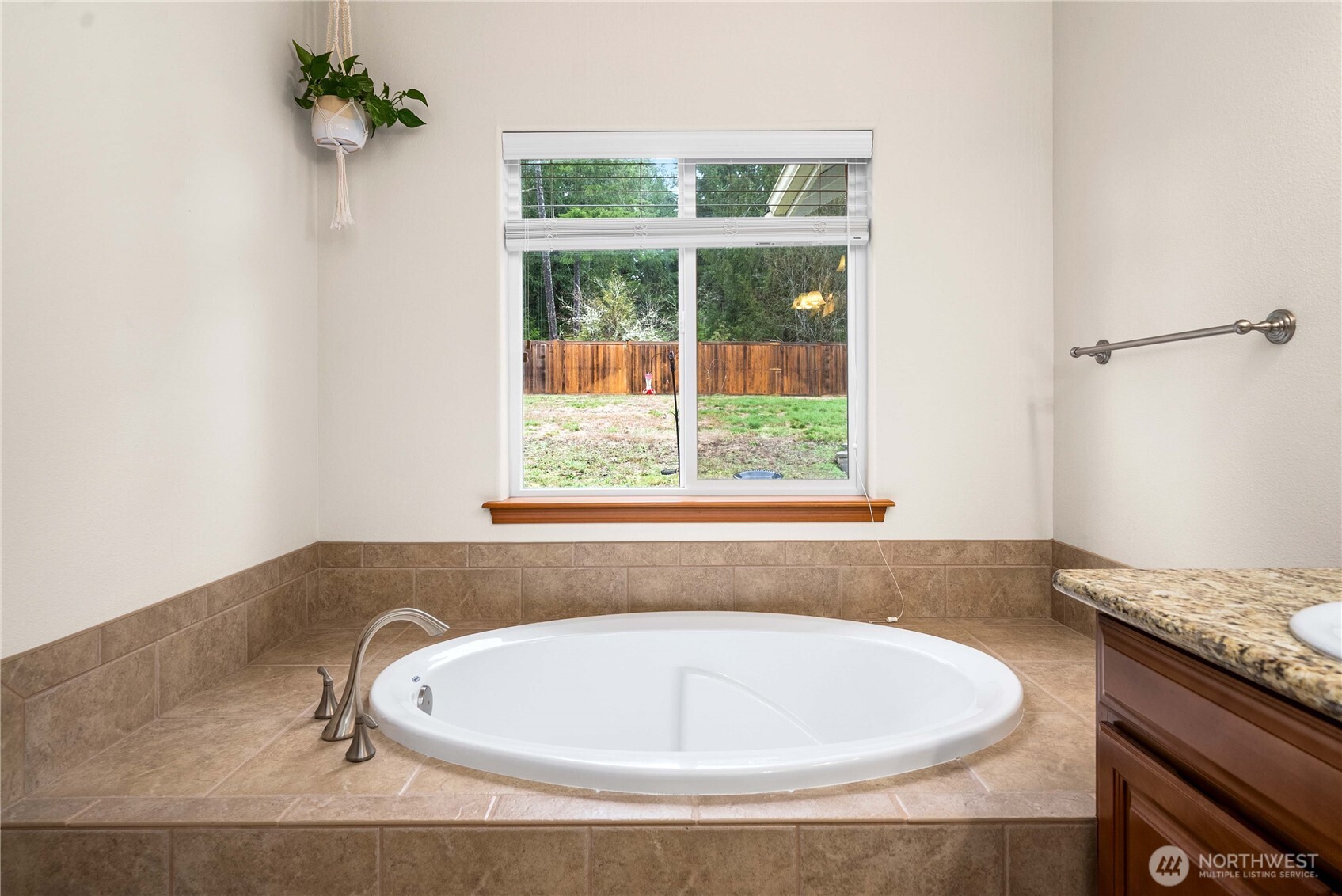 9127 Fox Ridge Lane SE, Olympia, WA 98513