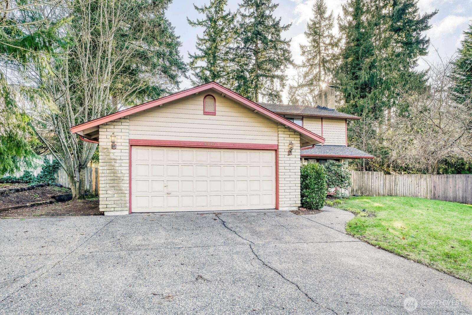 8220 64th Street Ct W, University Place, WA 98467