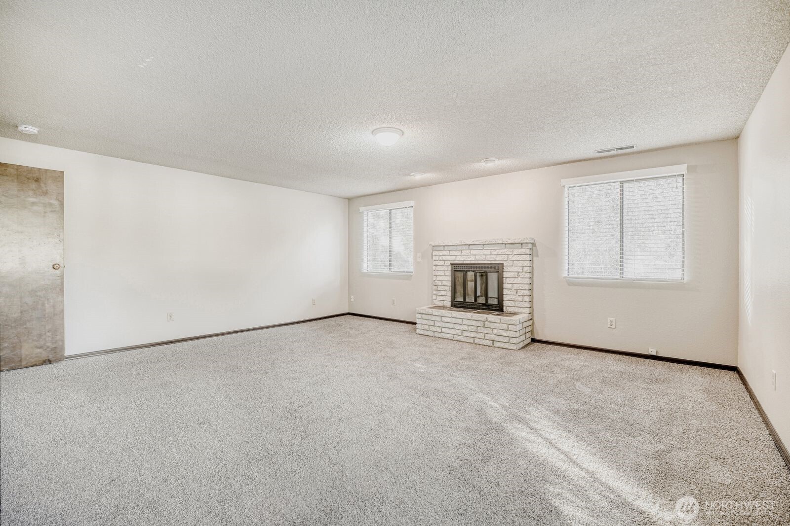 8220 64th Street Ct W, University Place, WA 98467