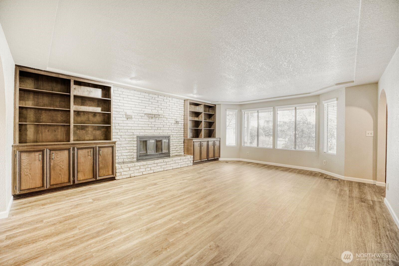 8220 64th Street Ct W, University Place, WA 98467