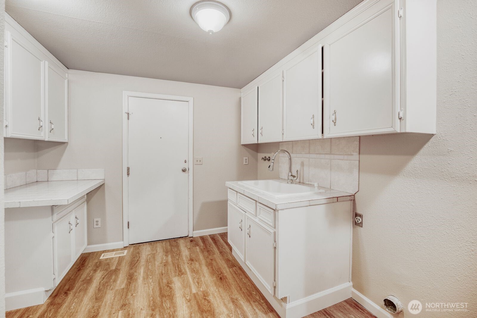 8220 64th Street Ct W, University Place, WA 98467