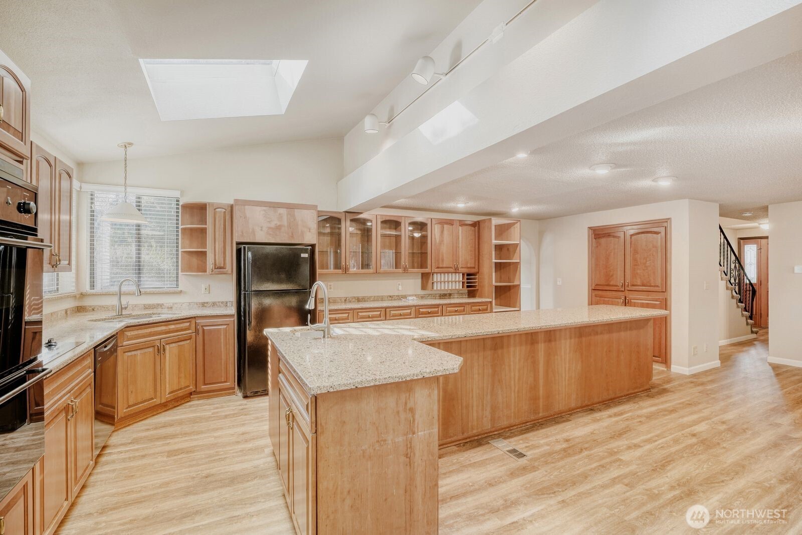 8220 64th Street Ct W, University Place, WA 98467