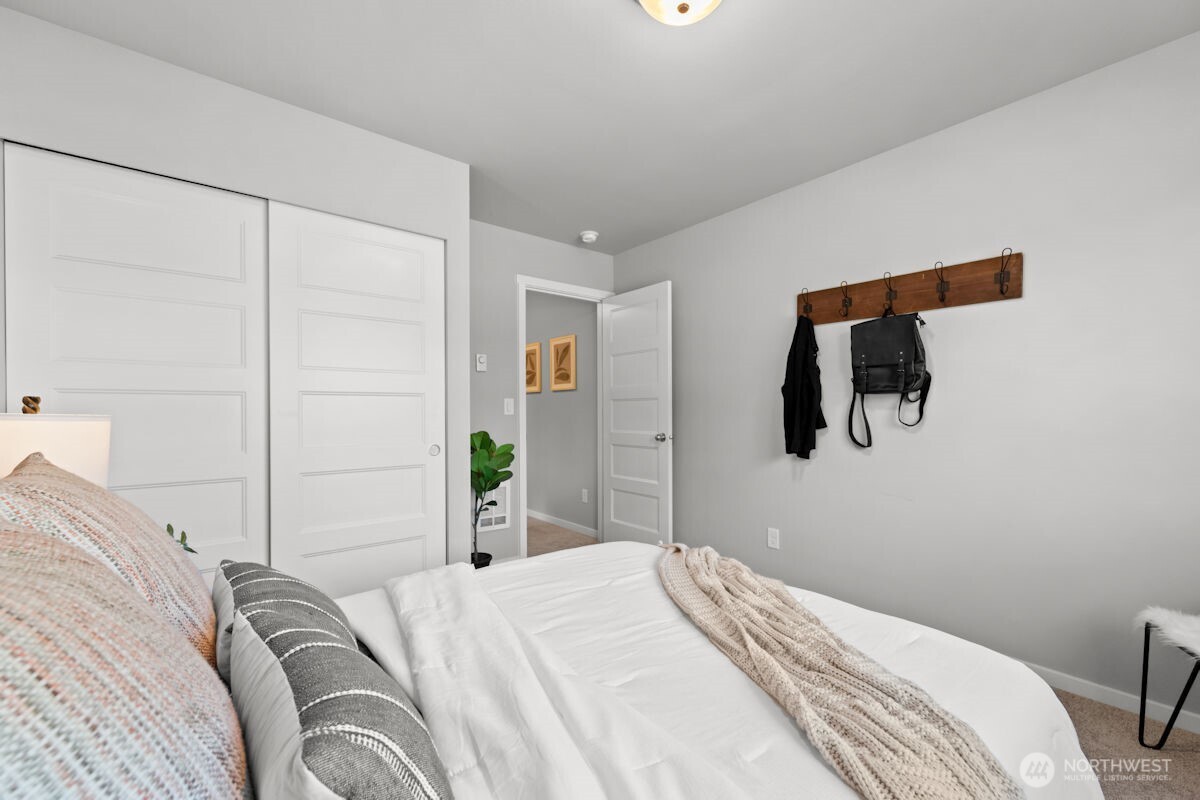 7467 45TH Place NE, Marysville, WA 98270