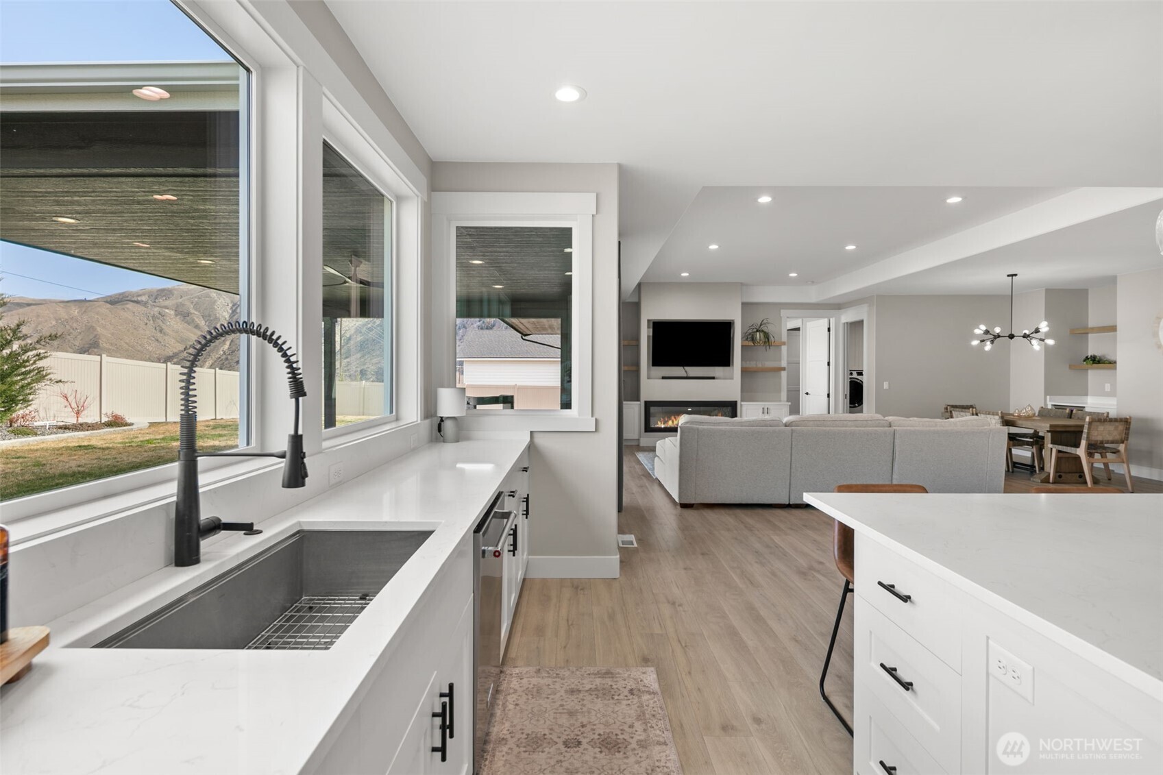 15008 Allison Place , Entiat, WA 98822