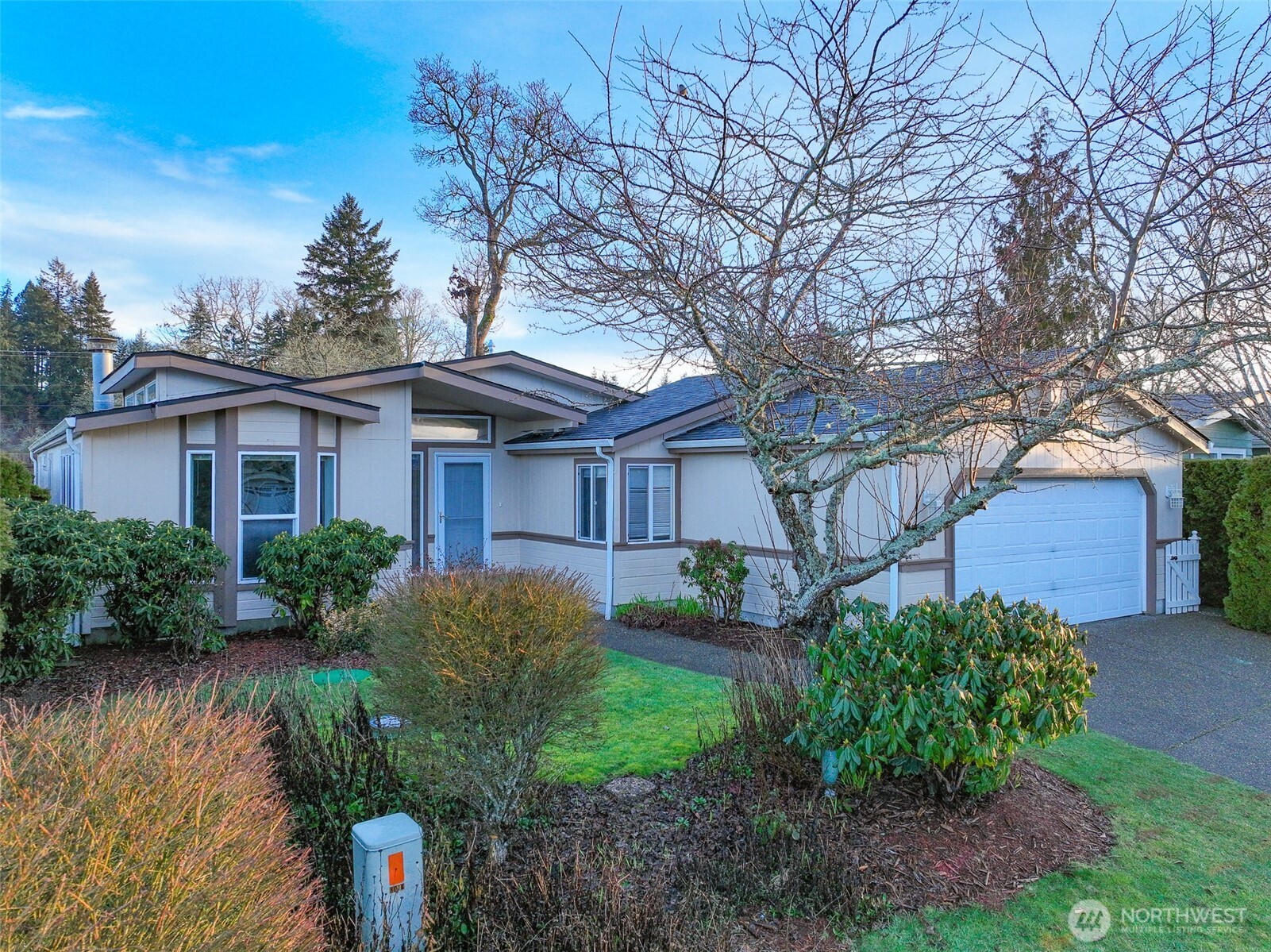 8018 18th Lane SE, Lacey, WA 98503