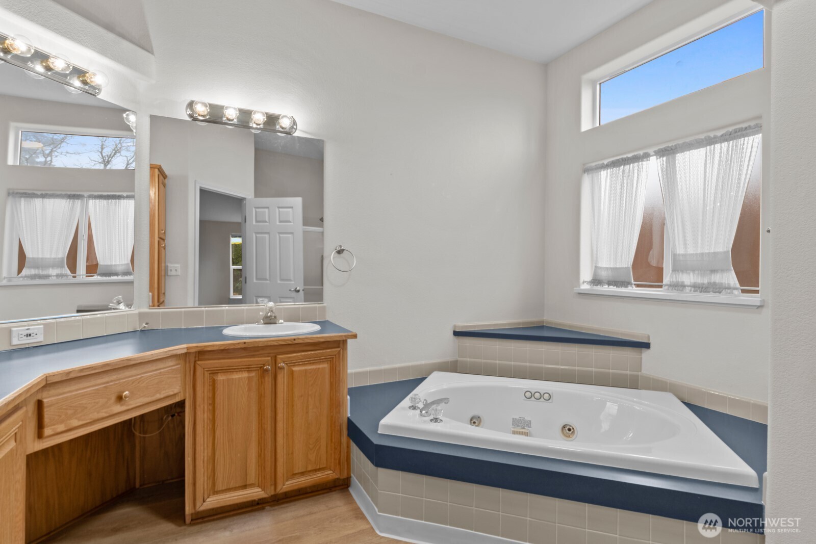 8018 18th Lane SE, Lacey, WA 98503