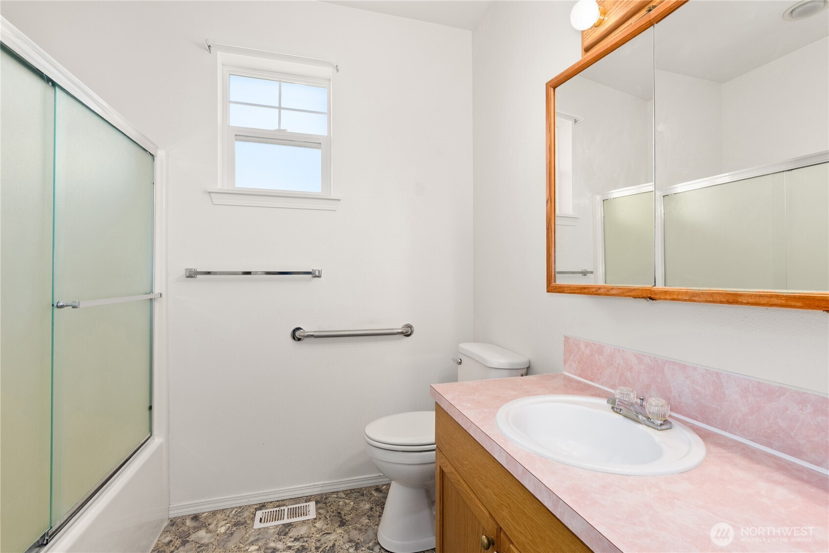 905 Landing Way , Centralia, WA 98531