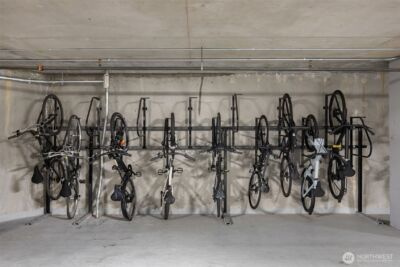 820 Blanchard Street #1406, Seattle, WA 98121 - Photo 27