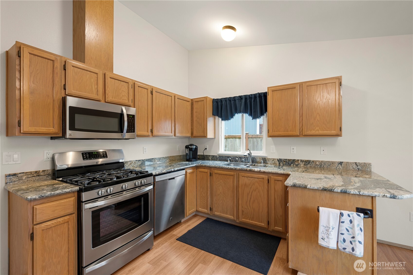 19421 45th Drive NE, Arlington, WA 98223