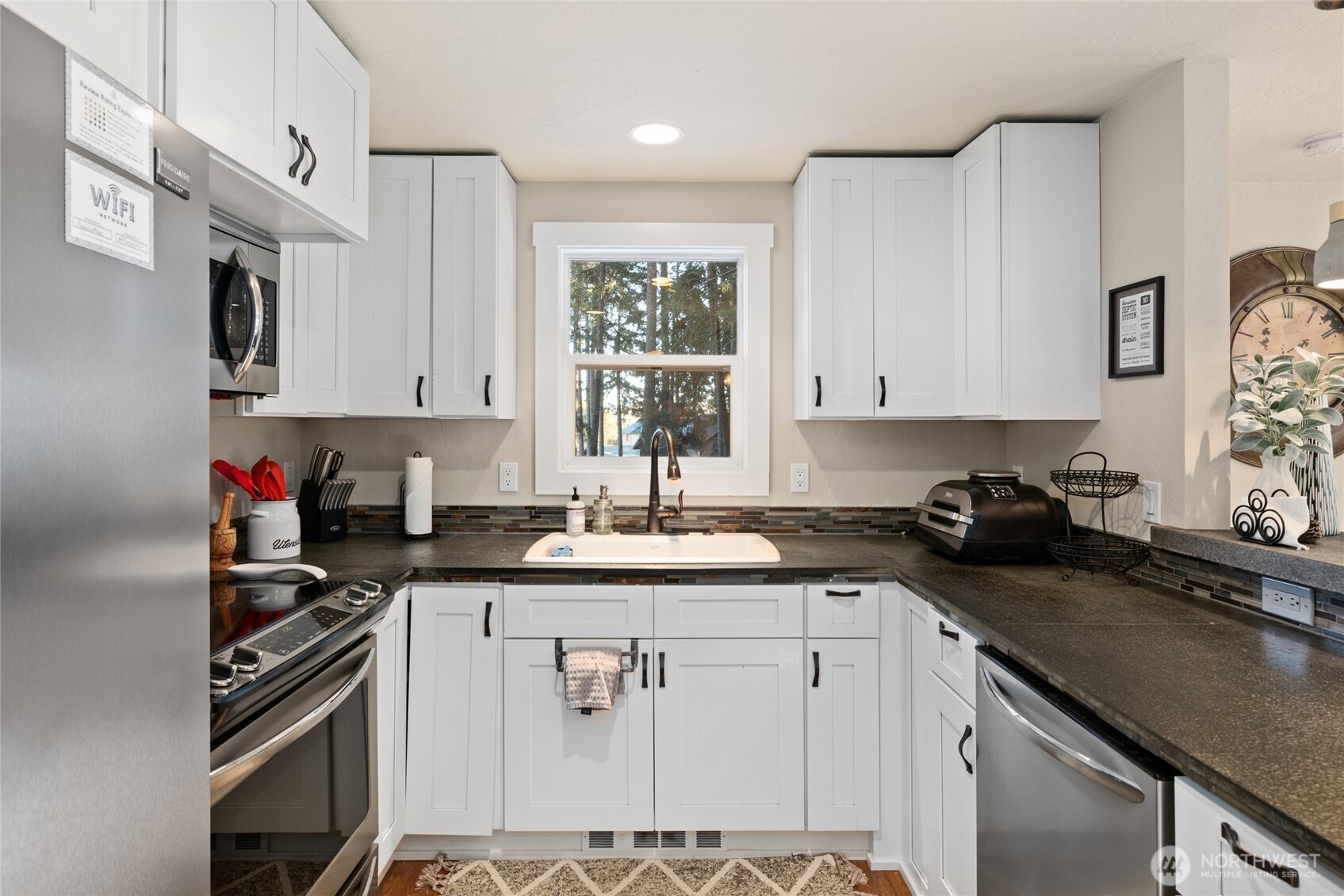 661 W Pacific Avenue , Ronald, WA 98940