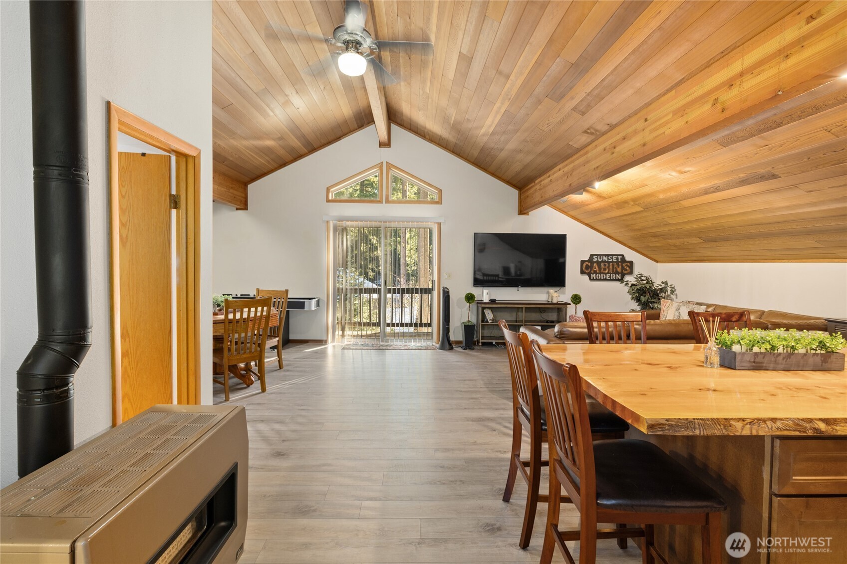 661 W Pacific Avenue , Ronald, WA 98940