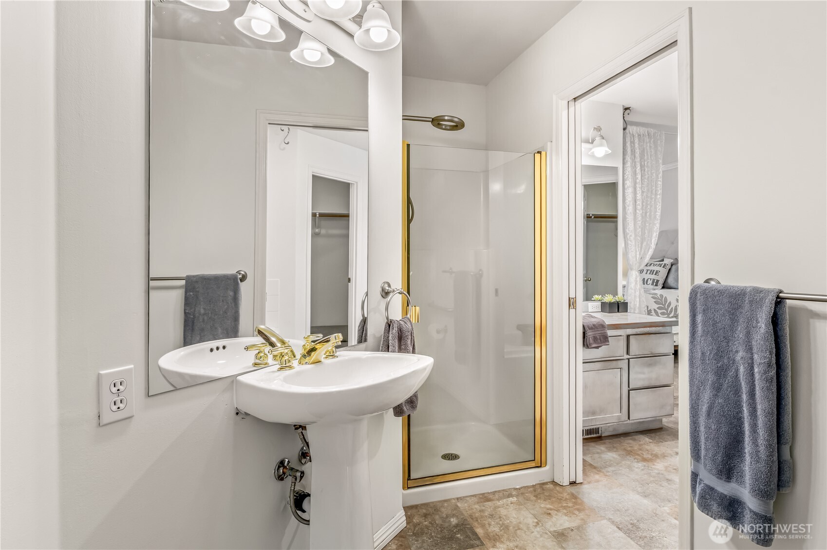 8221 53rd Avenue W #15C, Mukilteo, WA 98275