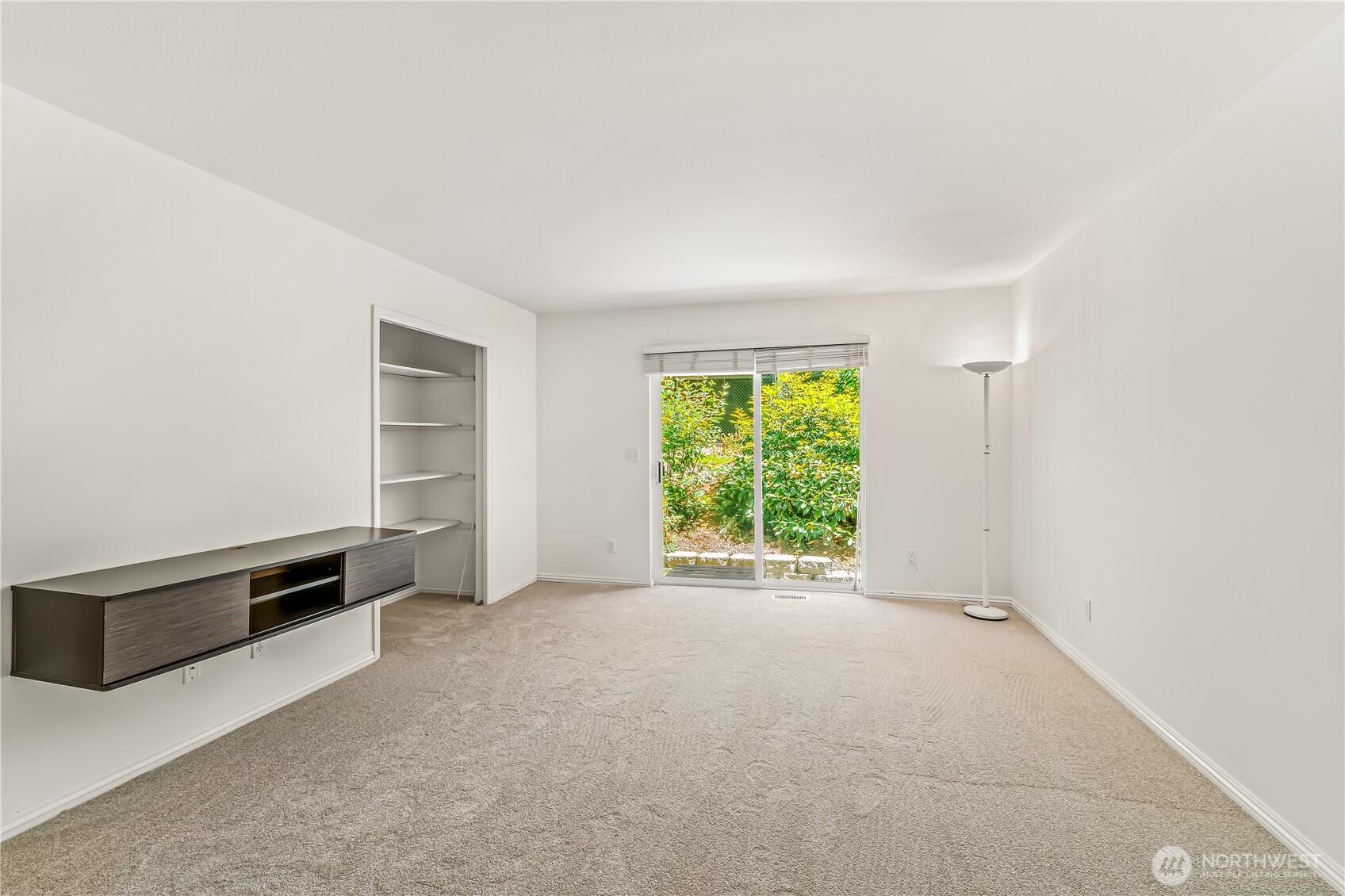 8221 53rd Avenue W #15C, Mukilteo, WA 98275