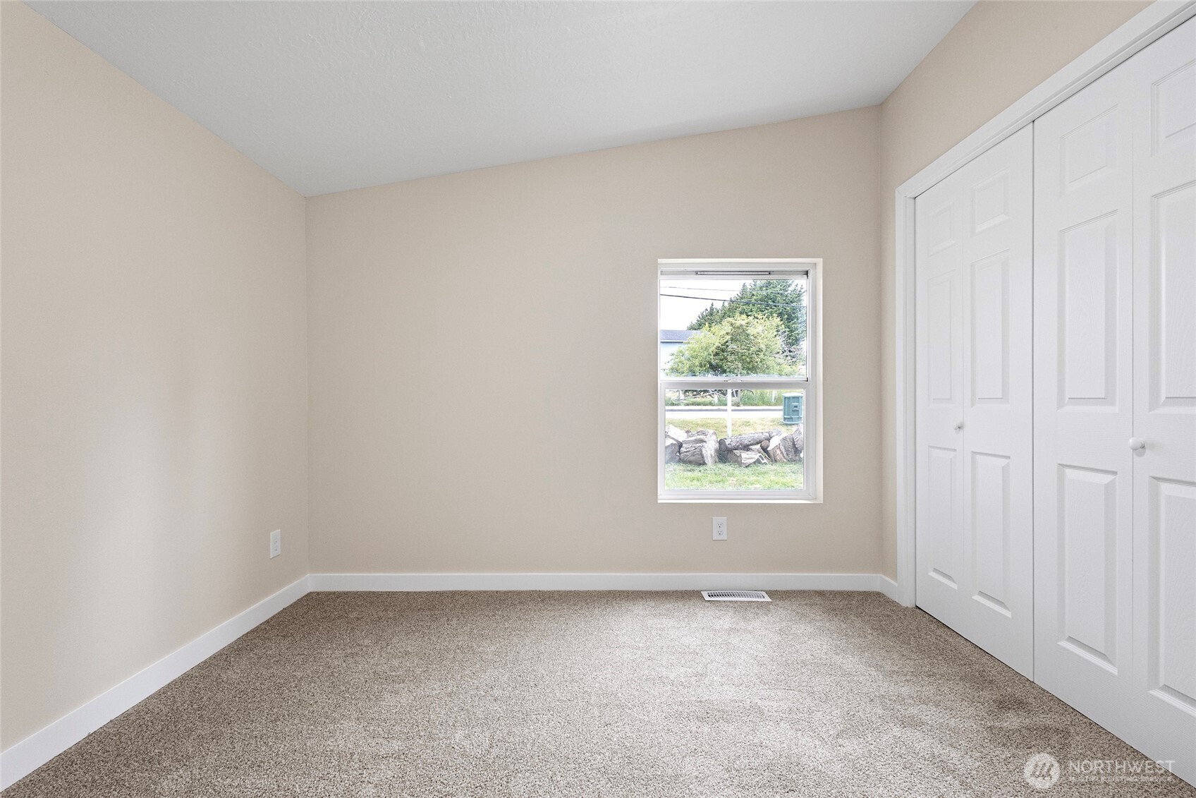 1320 N Oak Harbor Street #1, Oak Harbor, WA 98277