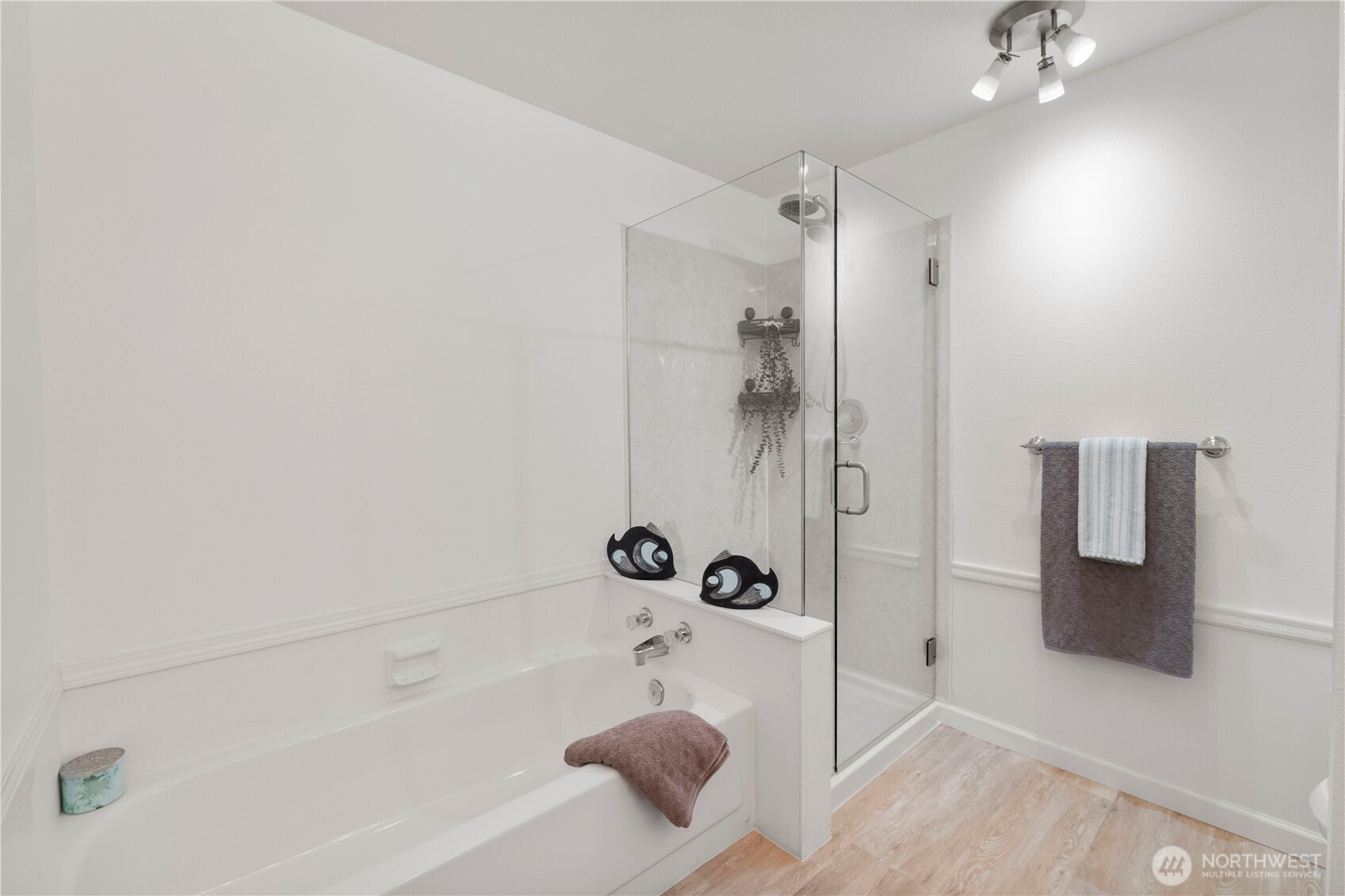 5230 S 297th Place , Auburn, WA 98001