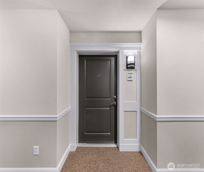 3150 W Government Way #407, Seattle, WA 98199 - Photo 3