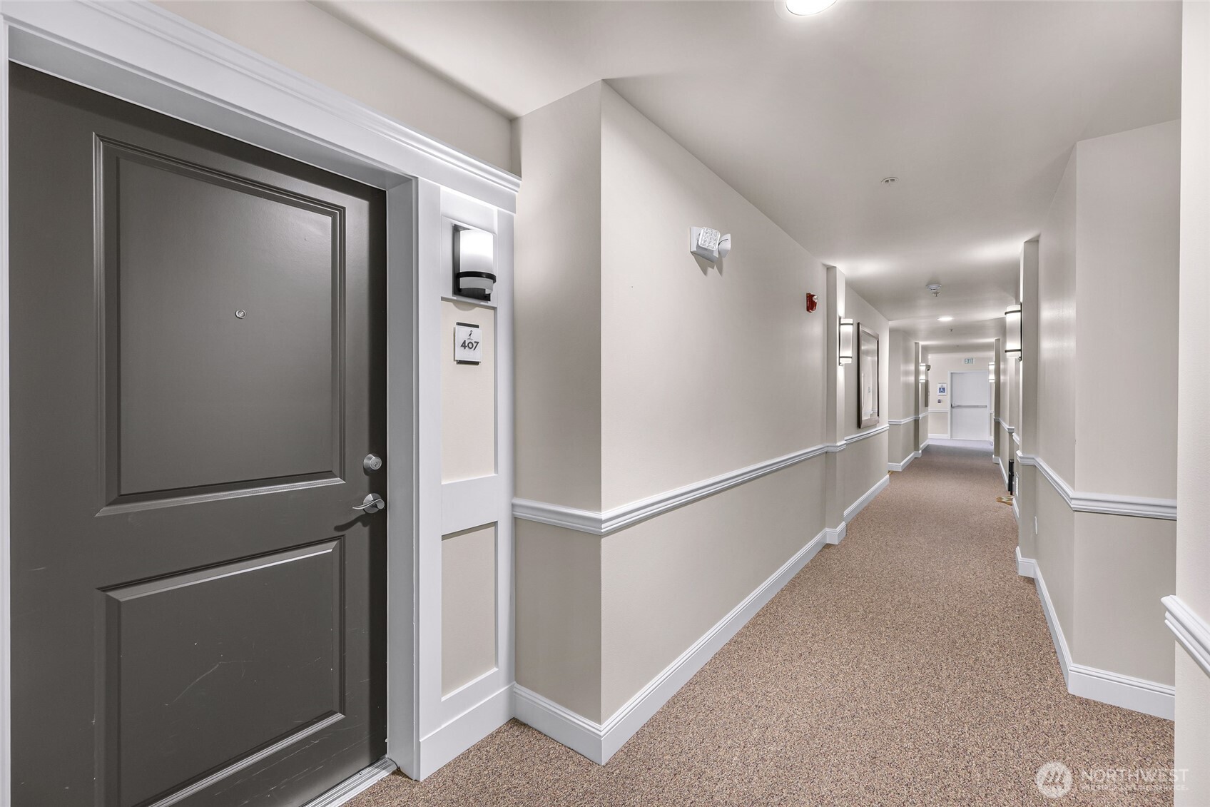 3150 W Government Way #407, Seattle, WA 98199