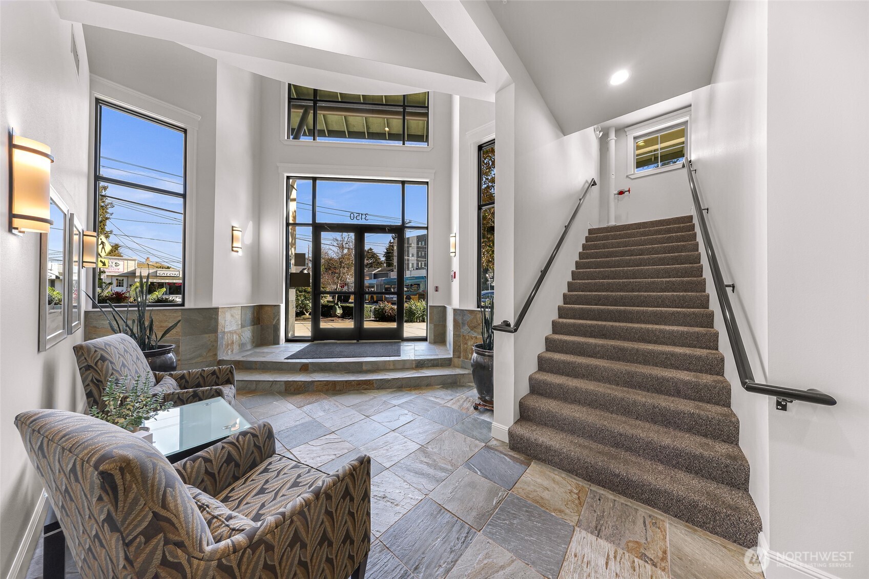 3150 W Government Way #407, Seattle, WA 98199