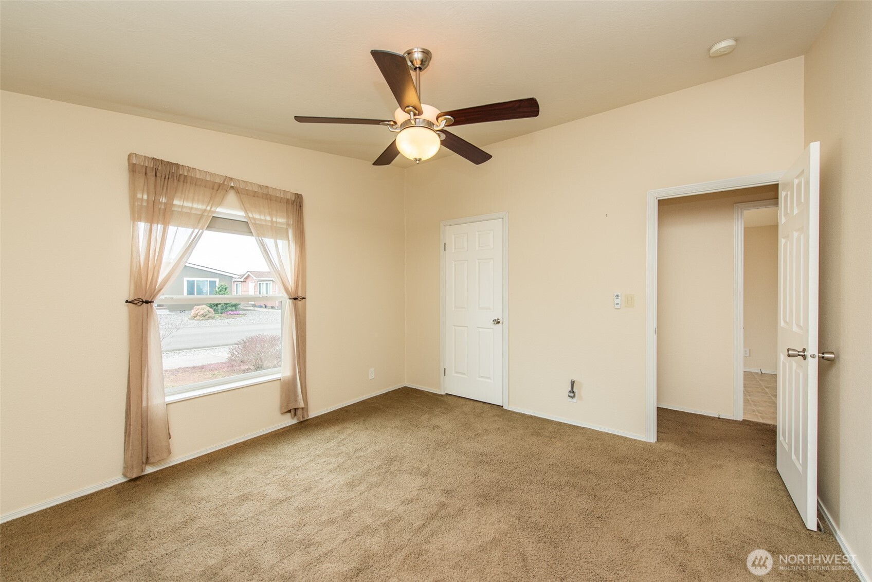 770 Heritage Loop , Sequim, WA 98382