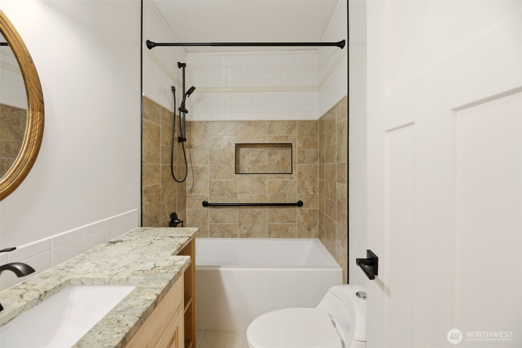 3821 Shelby Road , Lynnwood, WA 98087