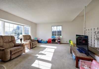 1703 Allen Street , Kelso, WA 98626 - Photo 6