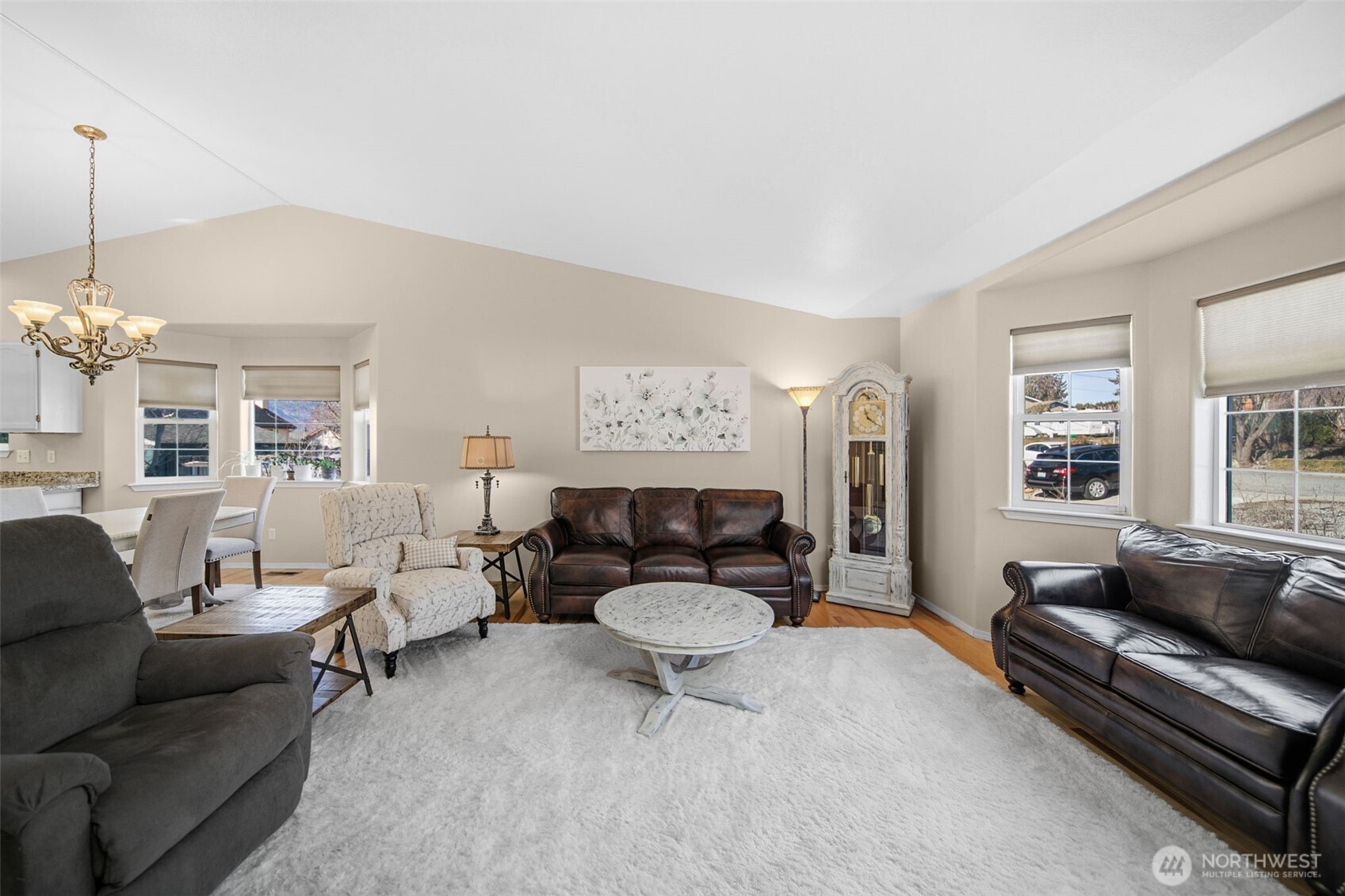 1816 NE 3rd Street , East Wenatchee, WA 98802