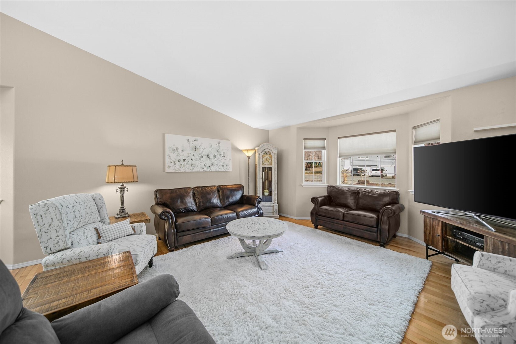 1816 NE 3rd Street , East Wenatchee, WA 98802