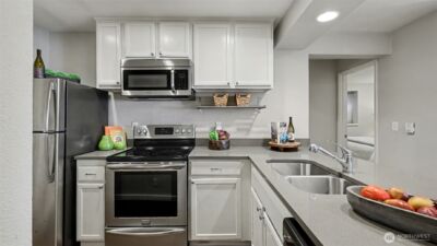 4116 58th Place SW #A, Seattle, WA 98116 - Photo 15