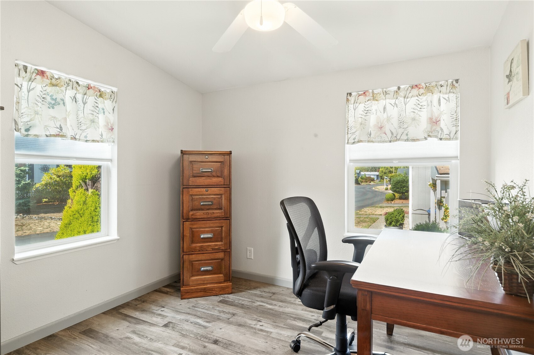 6630 NE Aquarius Lane , Bremerton, WA 98311