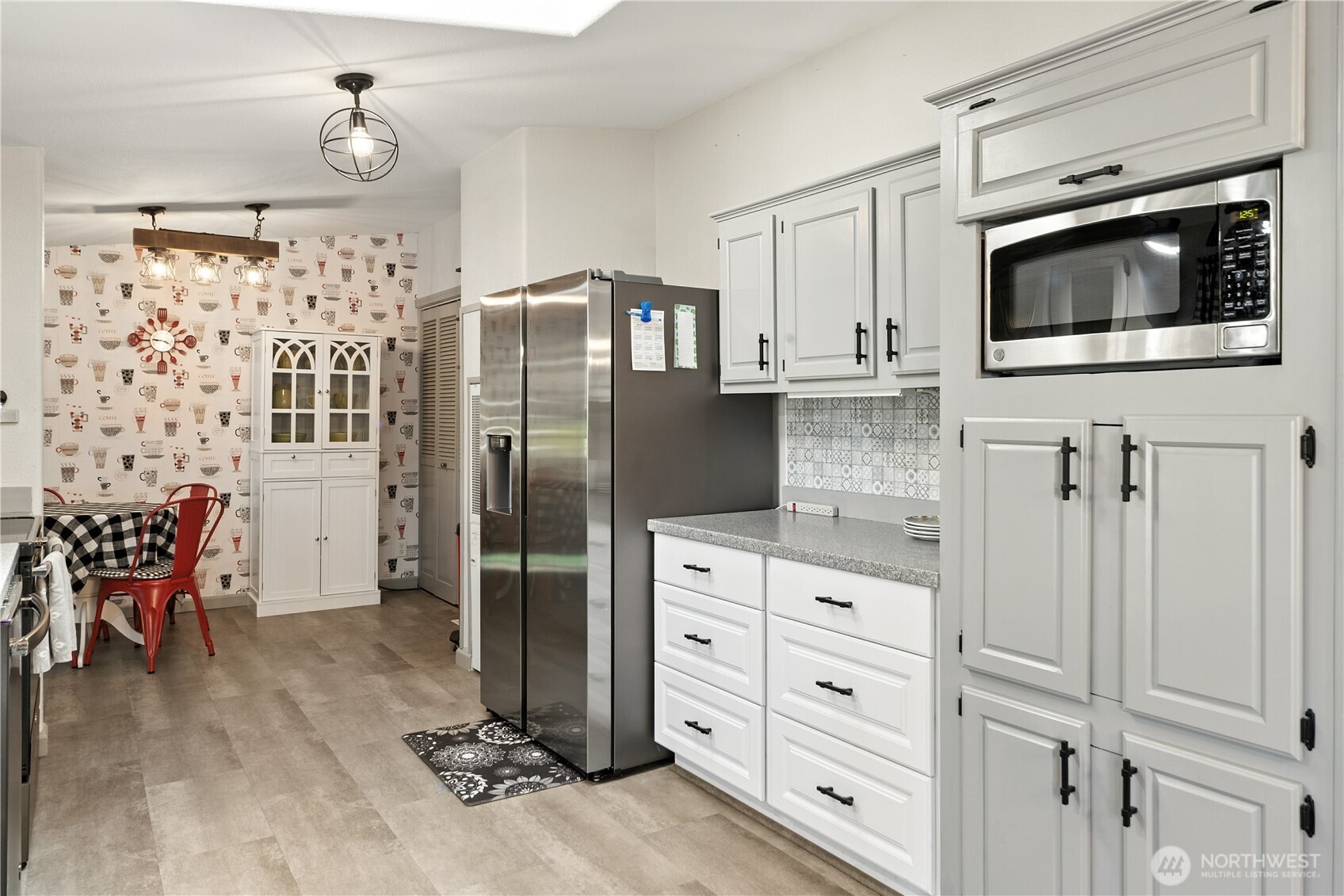 6630 NE Aquarius Lane , Bremerton, WA 98311