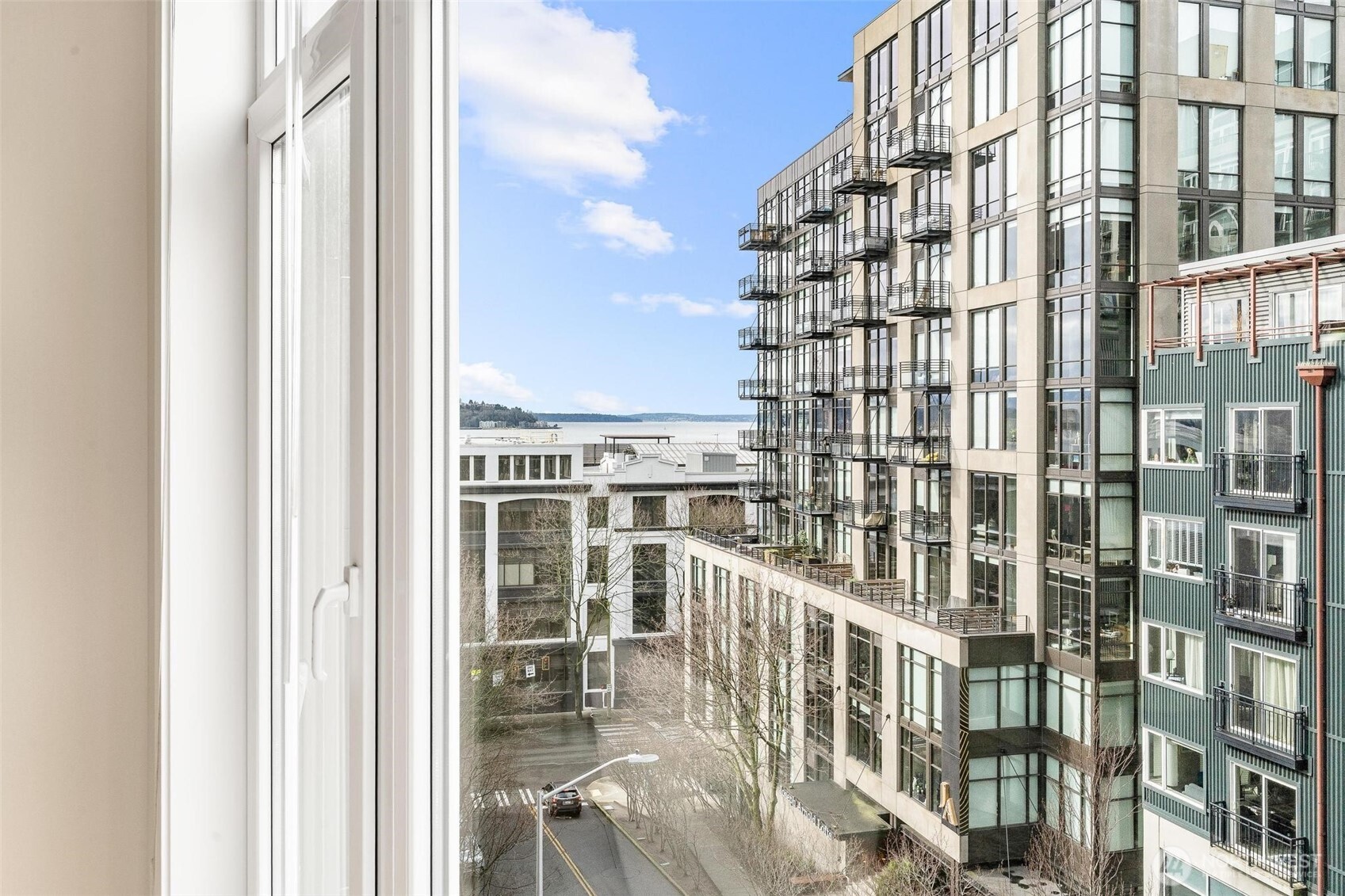 2607 Western Ave #410, Seattle, WA 98121