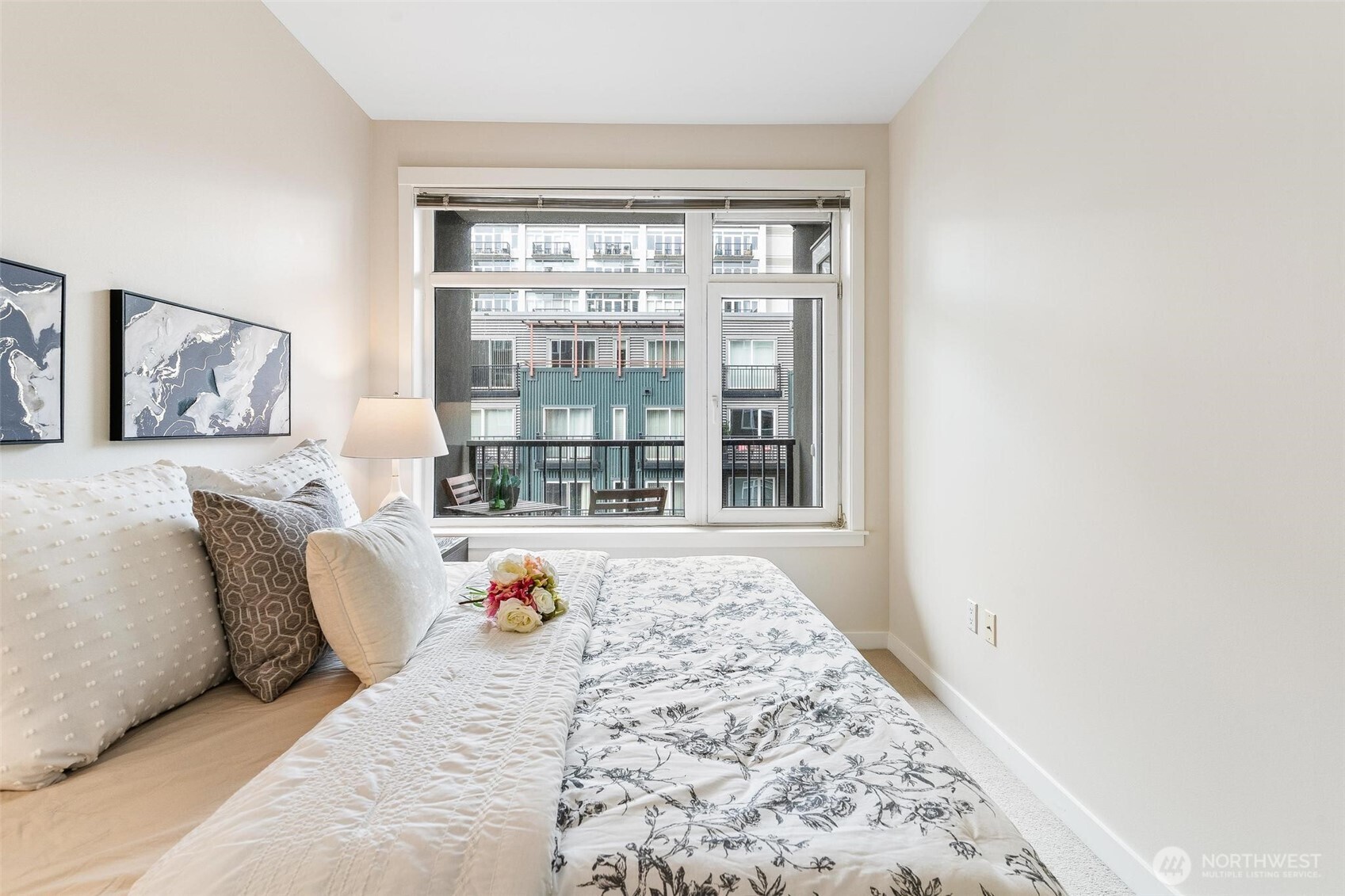 2607 Western Ave #410, Seattle, WA 98121