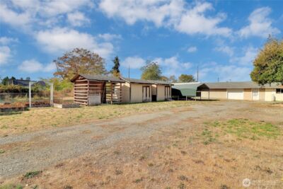 108 2nd Street SE, Rainier, WA 98576 - Photo 37