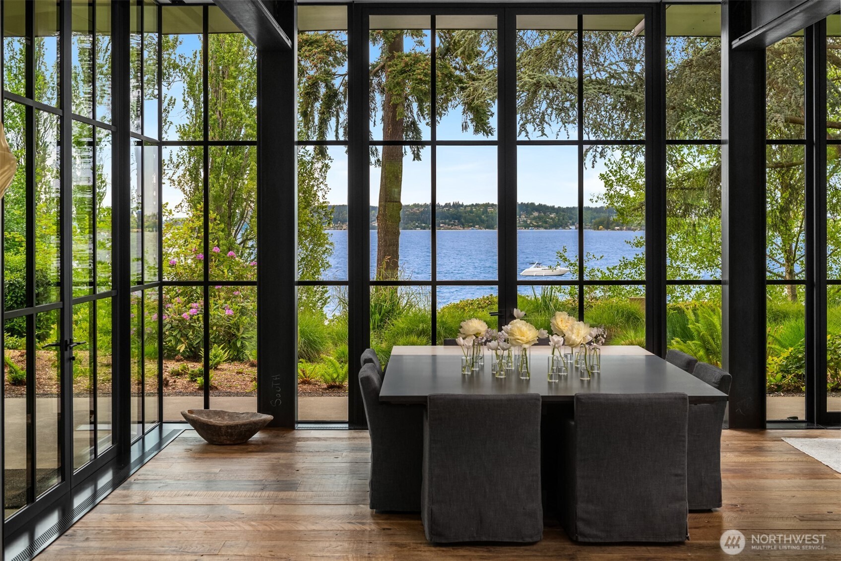 61625 RS Undisclosed , Bellevue, WA 98004