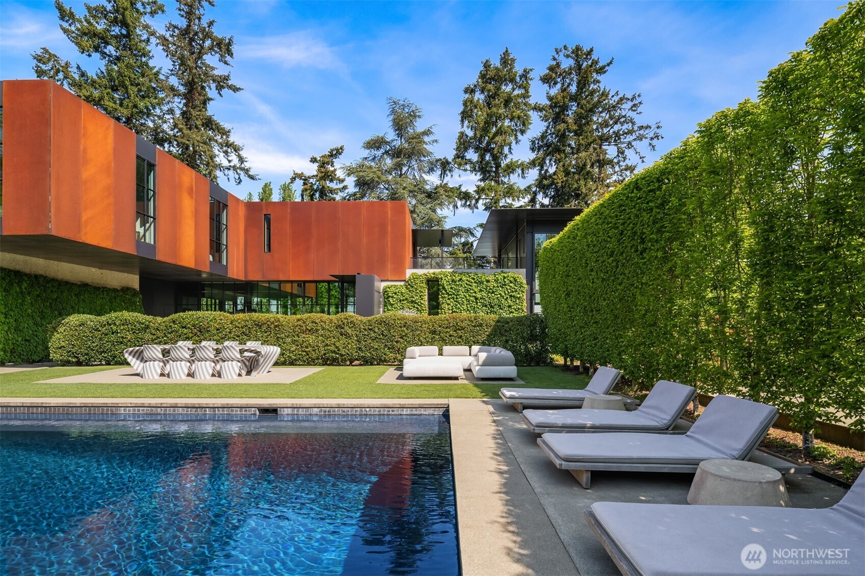 61625 RS Undisclosed , Bellevue, WA 98004