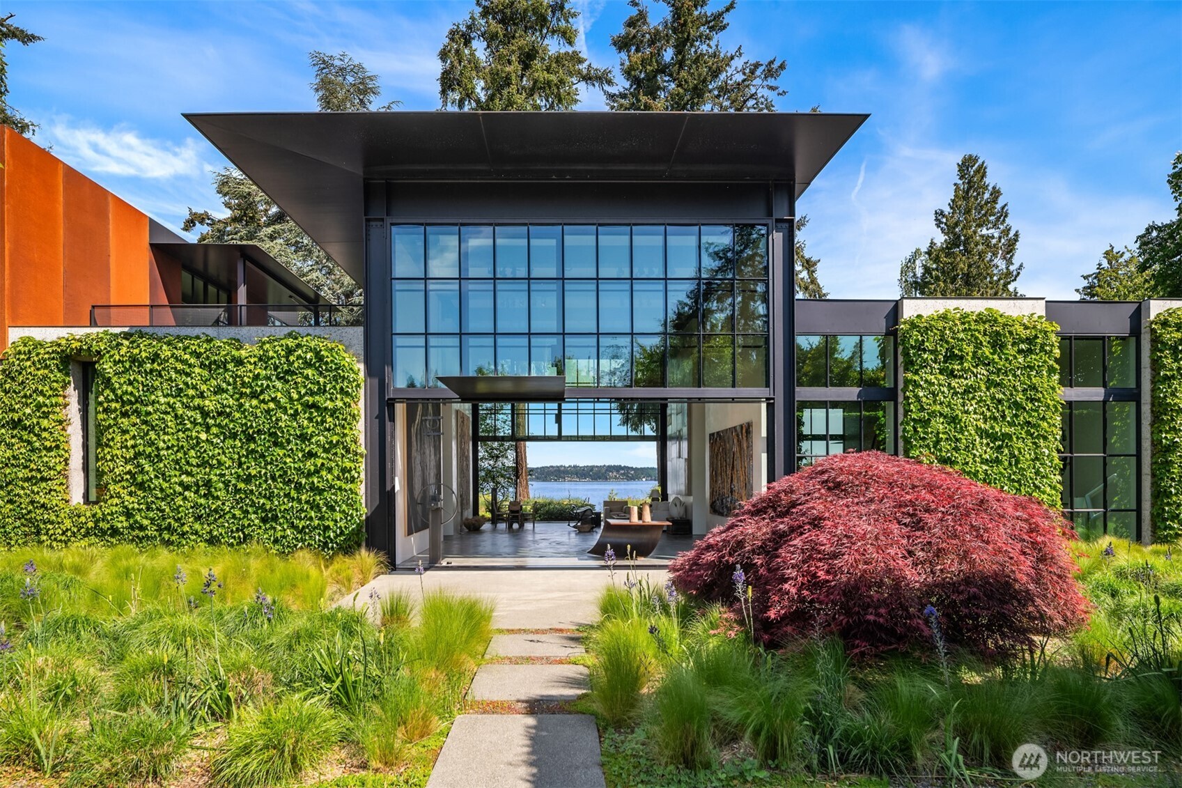 61625 RS Undisclosed , Bellevue, WA 98004