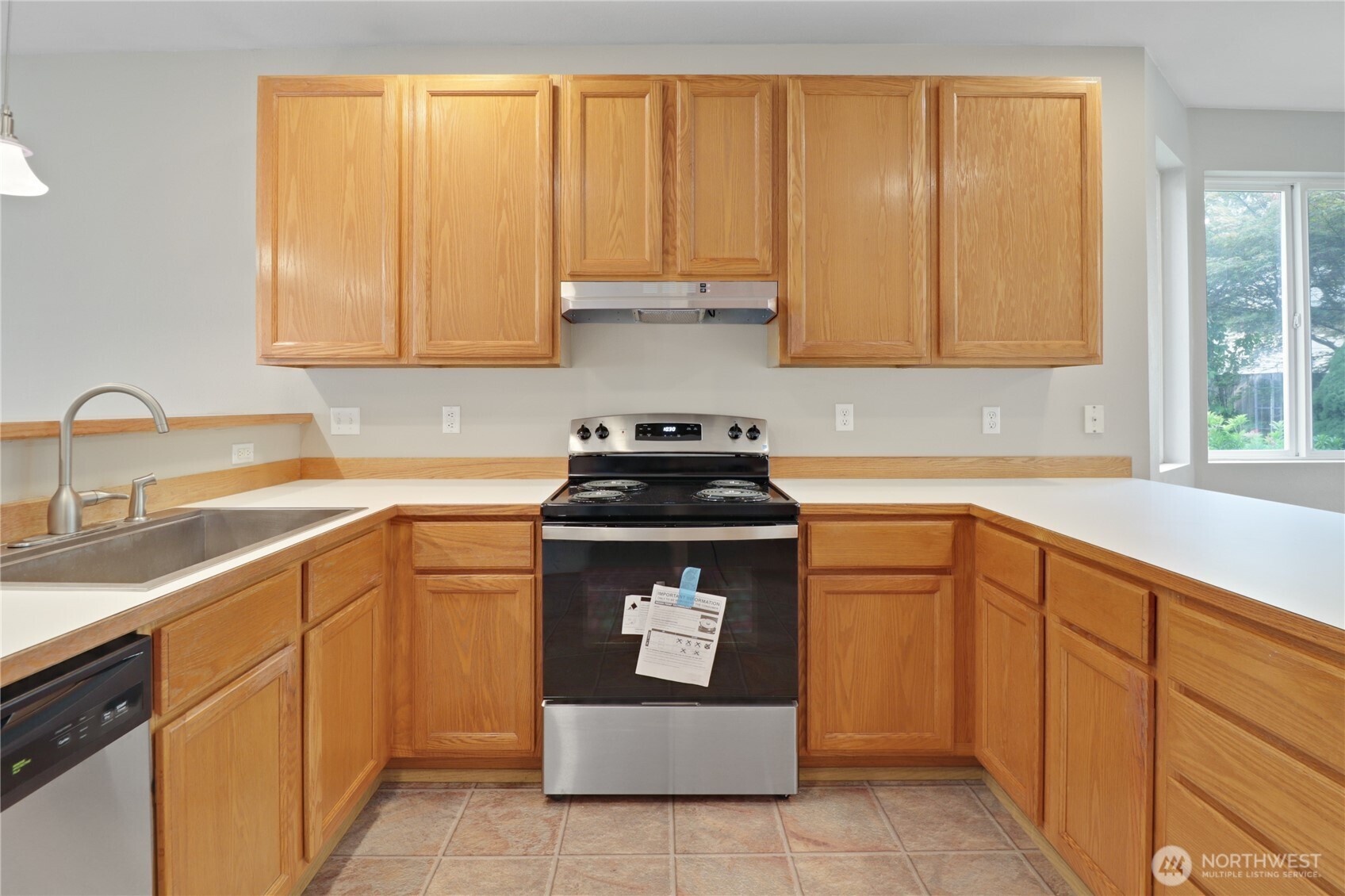 25208 38th Avenue E, Spanaway, WA 98387