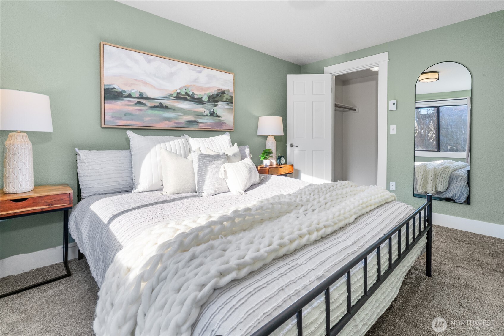 1400 NW 60th Street #202, Seattle, WA 98107