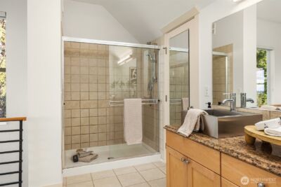 2012 NE Katsura Court #B, Issaquah, WA 98029 - Photo 20