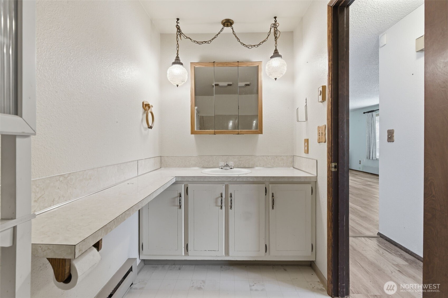 18731 Nutmeg Street SW, Rochester, WA 98579-9104