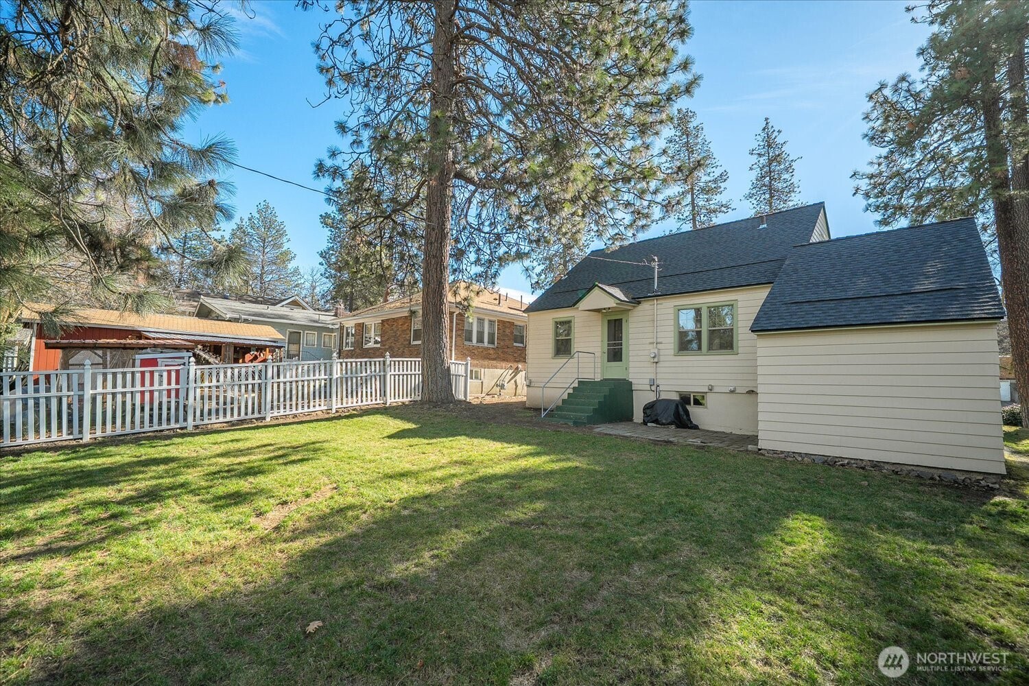 1118 W 18th Ave , Spokane, WA 99203