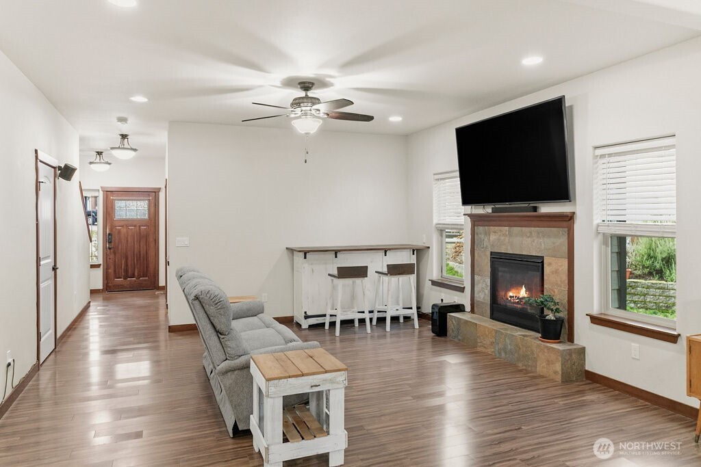 2436 NE Dynasty Drive , Poulsbo, WA 98370