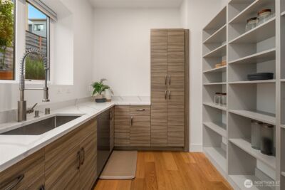 11909 90th Avenue NE, Kirkland, WA 98034 - Photo 17