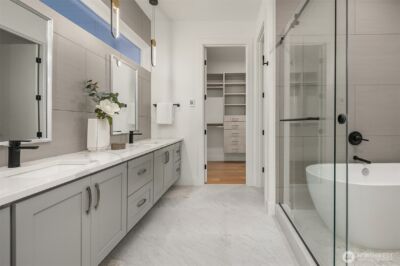 11909 90th Avenue NE, Kirkland, WA 98034 - Photo 24