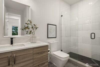 11909 90th Avenue NE, Kirkland, WA 98034 - Photo 30