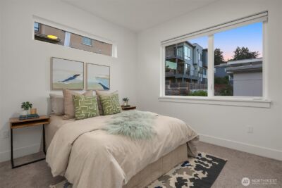 11909 90th Avenue NE, Kirkland, WA 98034 - Photo 31